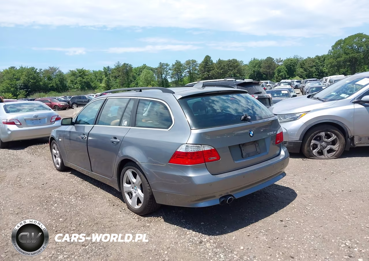 2008 BMW 535Xi VIN:WBAPT735X8CX00332 - 3