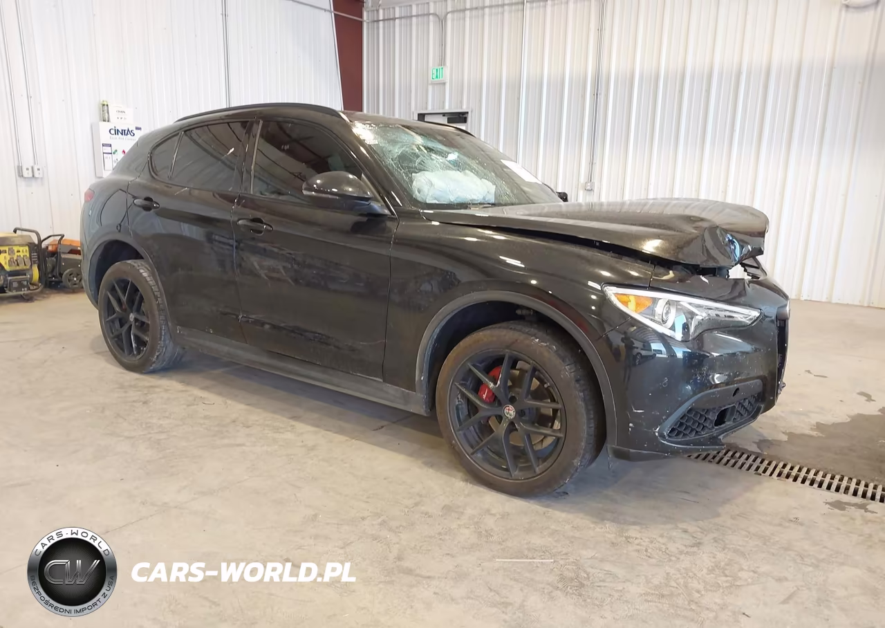 2018 Alfa Romeo Stelvio Ti Sport Awd