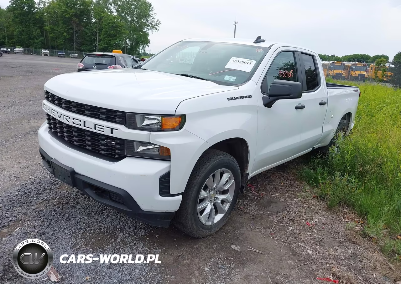 2020 Chevrolet Silverado 1500 4Wd Standard Bed Custom VIN:1GCRYBEKXLZ364206 - 2