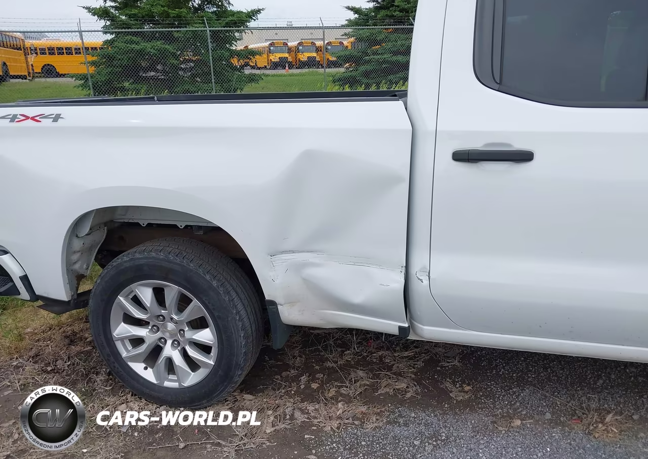 2020 Chevrolet Silverado 1500 4Wd Standard Bed Custom VIN:1GCRYBEKXLZ364206 - 6