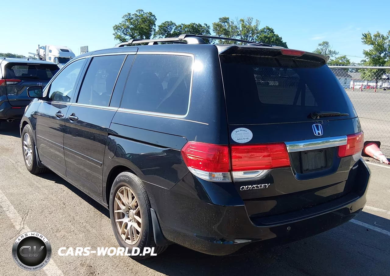 2008 Honda Odyssey Touring VIN:5FNRL38868B041241 - 3