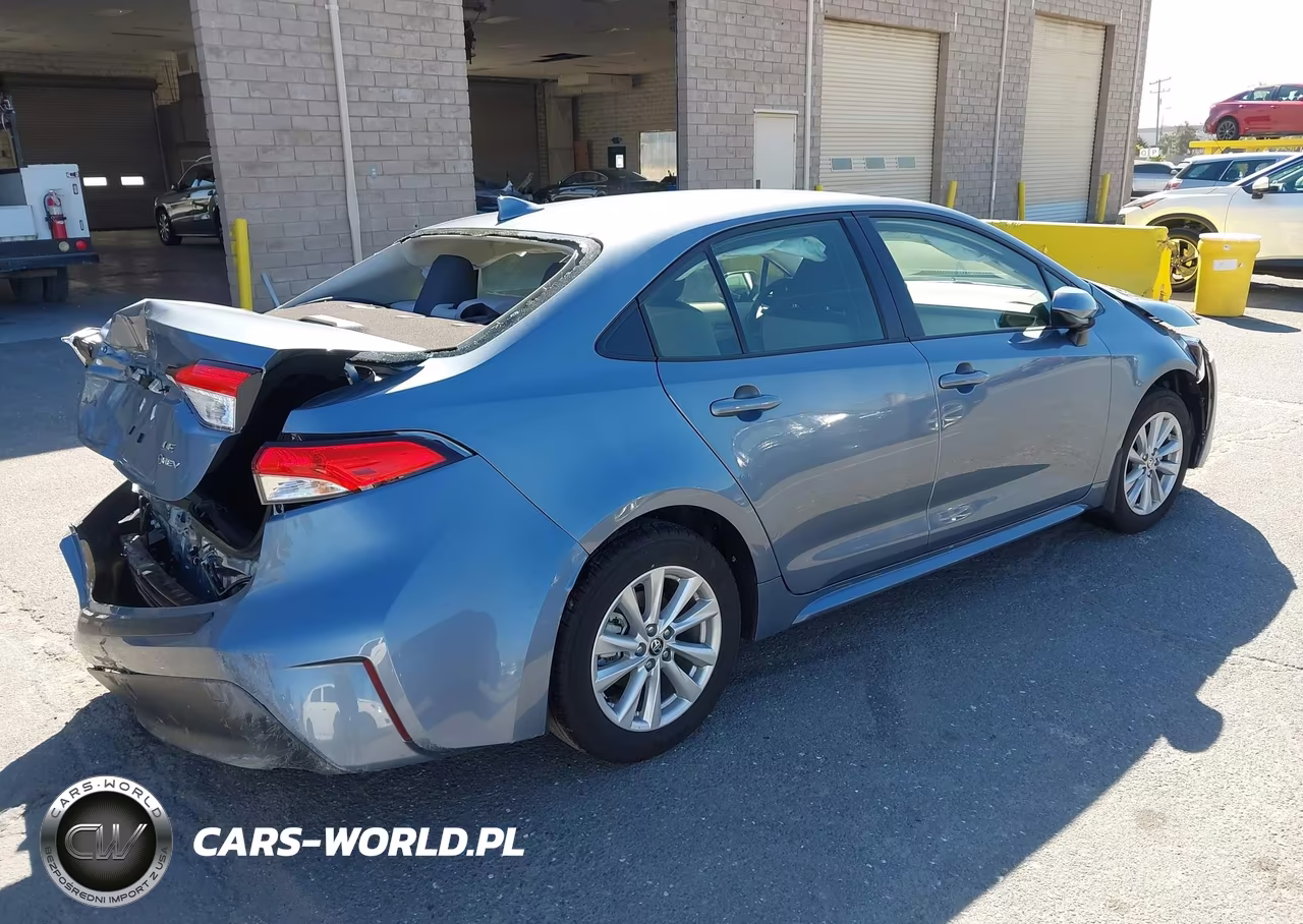 2026 Toyota Corolla Hybrid Hybrid Le VIN:JTDBCMFE5T3142082 - 4
