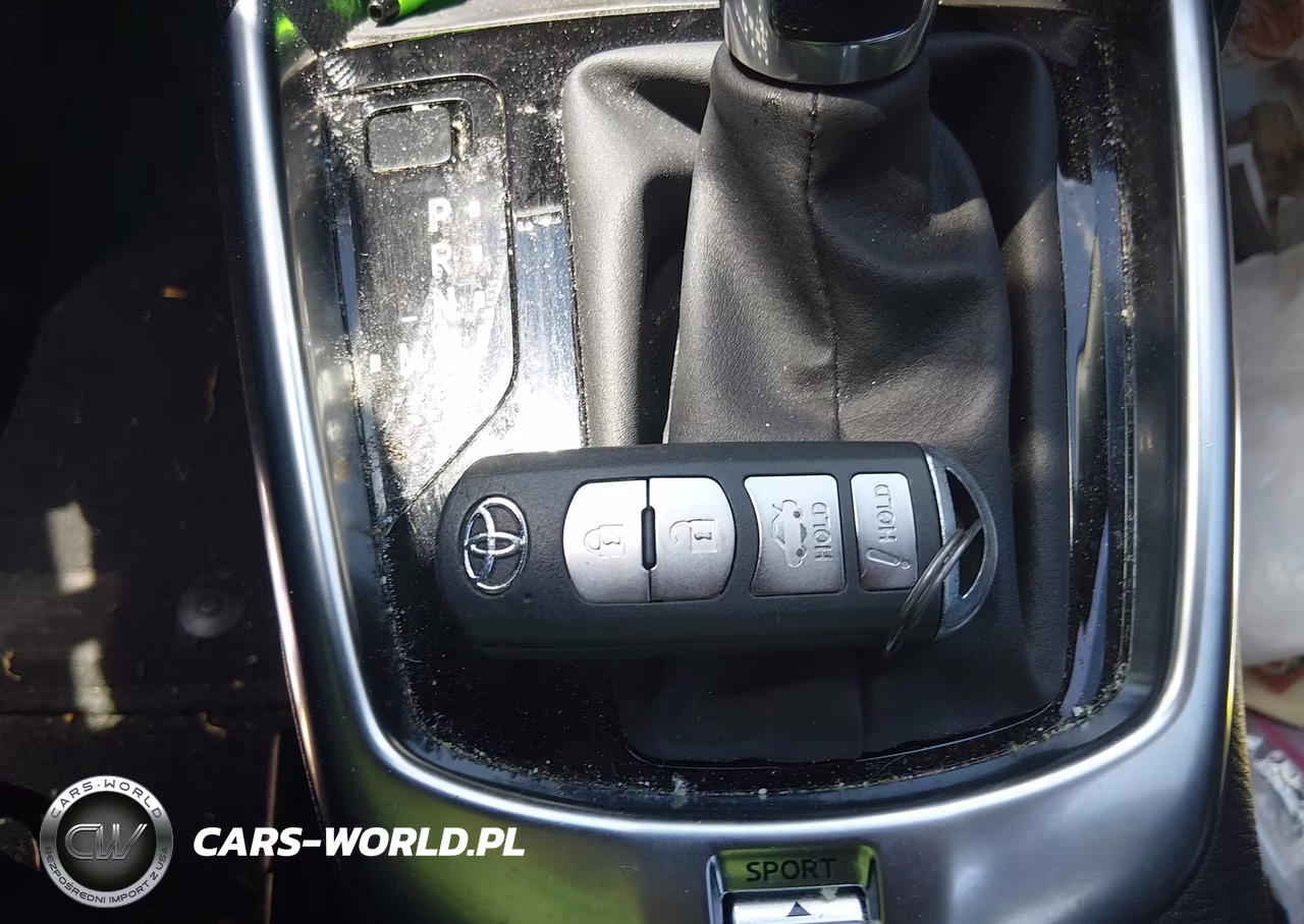 2018 Toyota Yaris Ia VIN:3MYDLBYV9JY332323 - 11