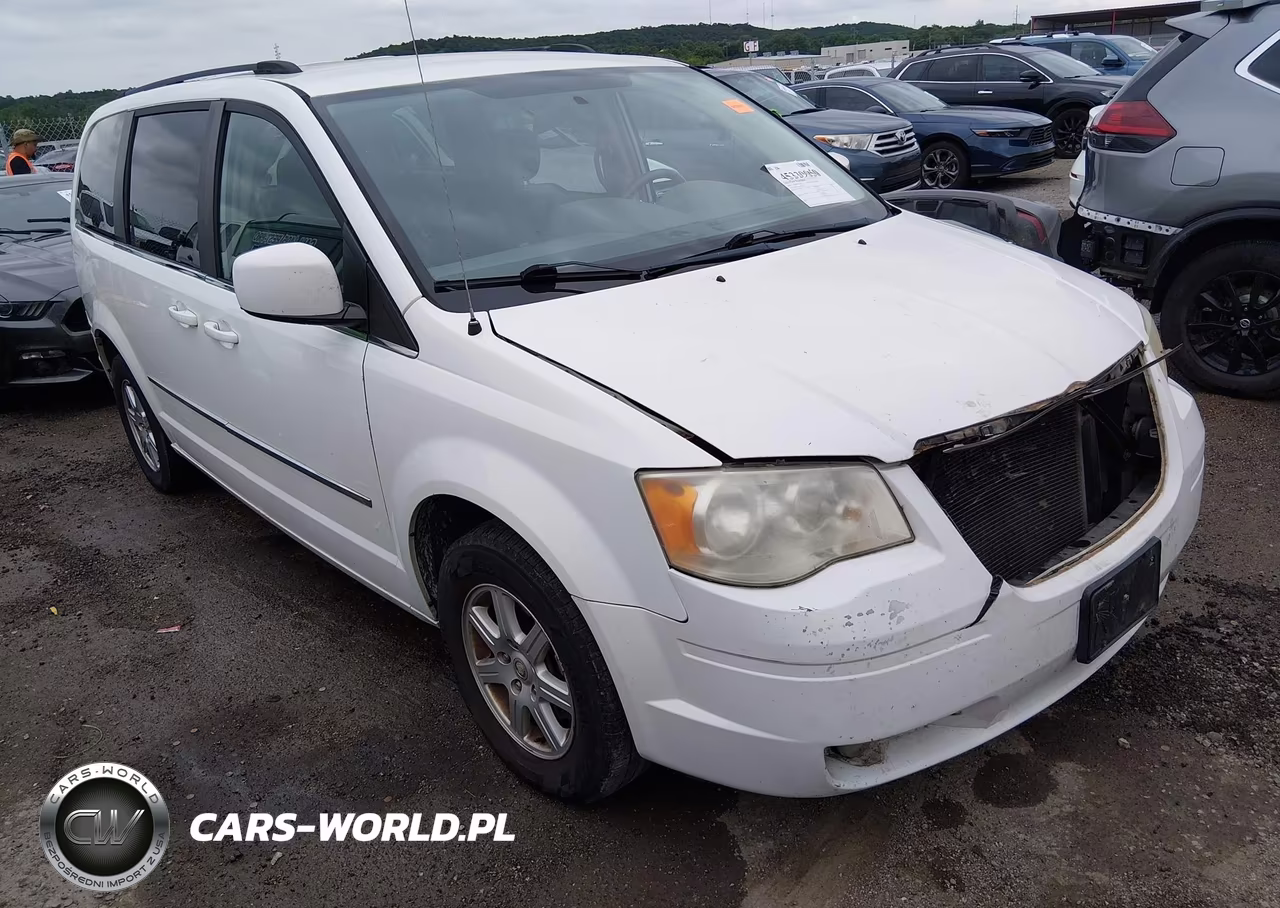 2010 Chrysler Town & Country Touring
