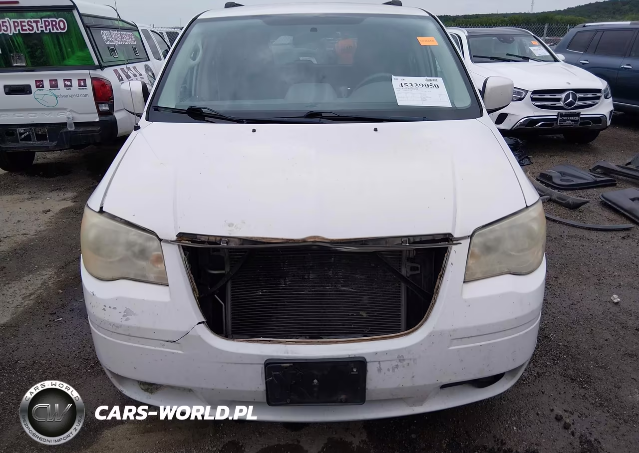 2010 Chrysler Town & Country Touring VIN:2A4RR5D14AR176712 - 12