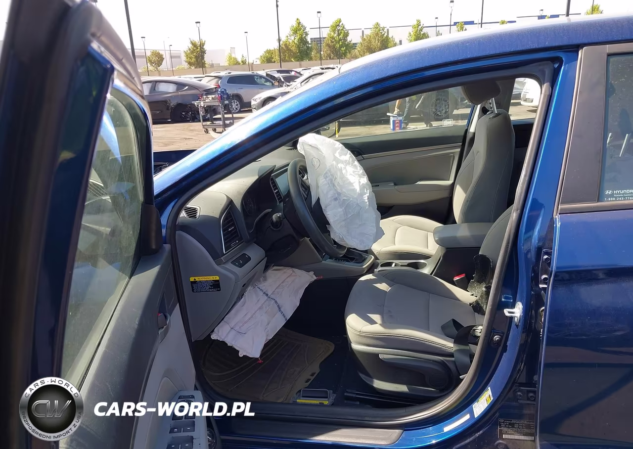 2018 Hyundai Elantra Sel VIN:5NPD84LF5JH332070 - 5