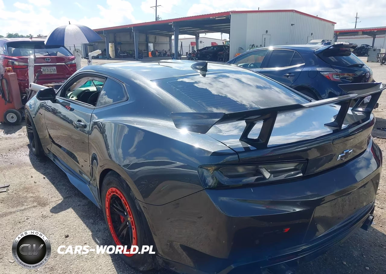 2018 Chevrolet Camaro Zl1 VIN:1G1FJ1R60J0148907 - 3