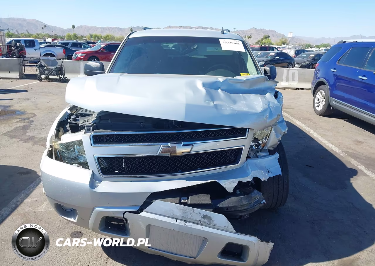 2010 Chevrolet Tahoe Ls VIN:1GNUCAE00AR261947 - 13