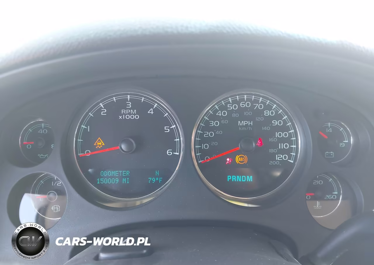 2010 Chevrolet Tahoe Ls VIN:1GNUCAE00AR261947 - 7