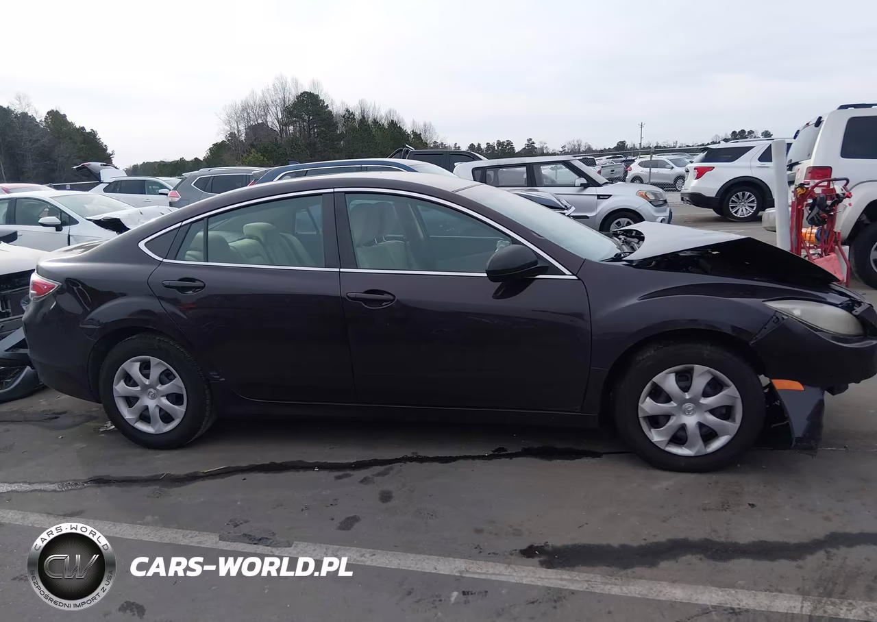 2009 Mazda Mazda6 I Sport VIN:1YVHP81A795M22782 - 12