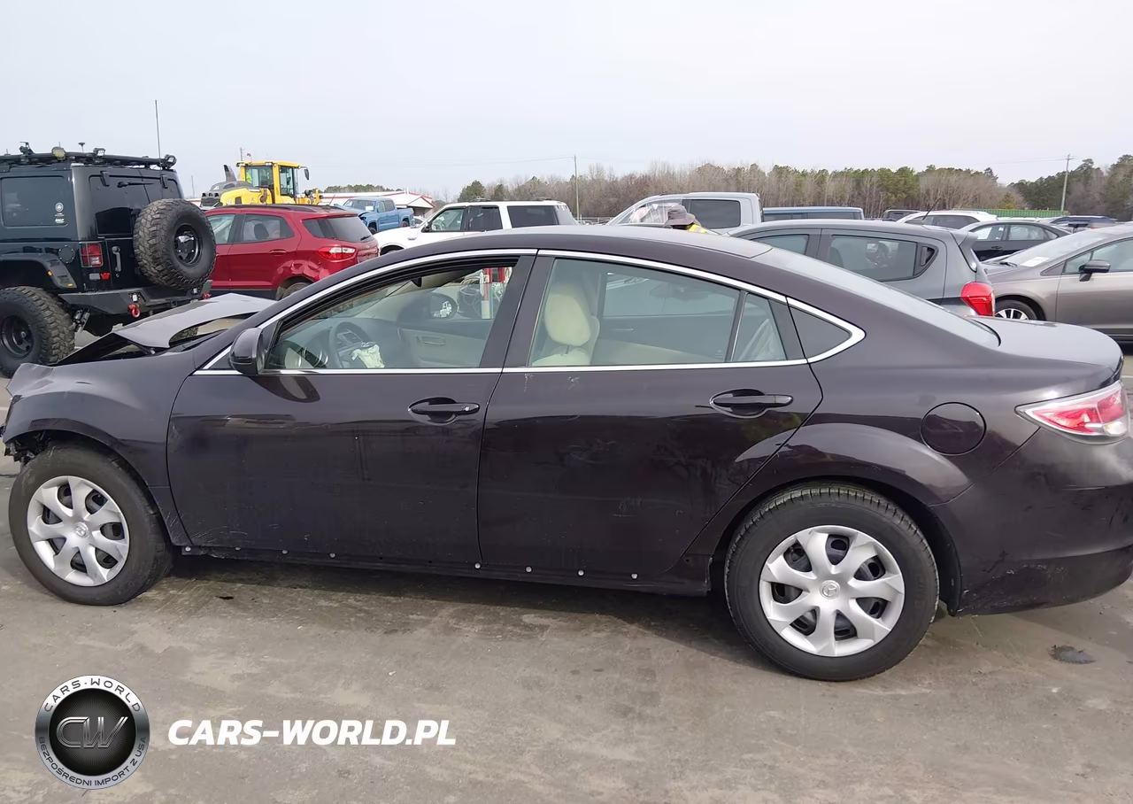 2009 Mazda Mazda6 I Sport VIN:1YVHP81A795M22782 - 13