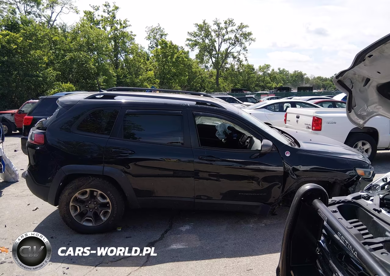 2019 Jeep Cherokee Trailhawk 4X4 VIN:1C4PJMBX8KD298578 - 14
