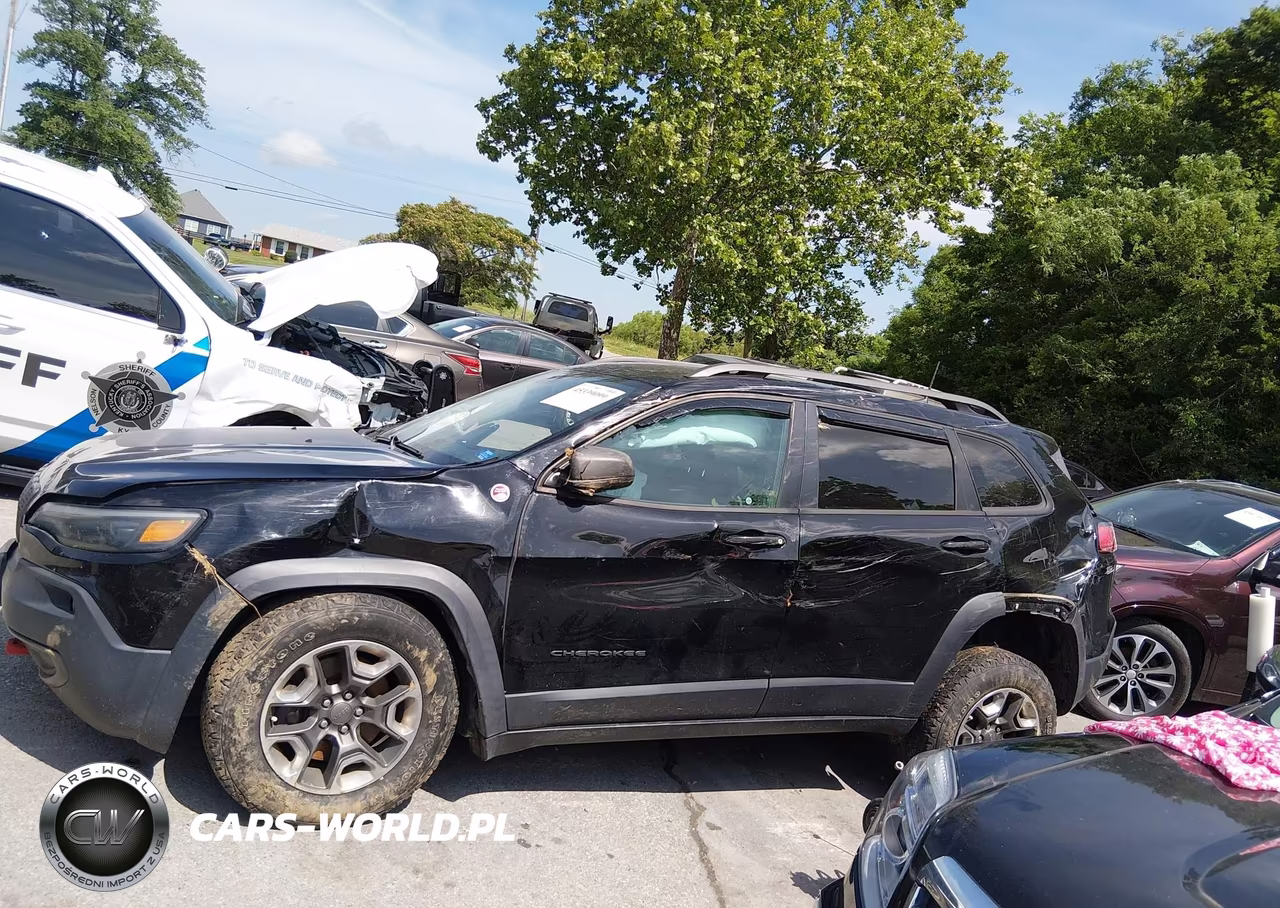 2019 Jeep Cherokee Trailhawk 4X4 VIN:1C4PJMBX8KD298578 - 15