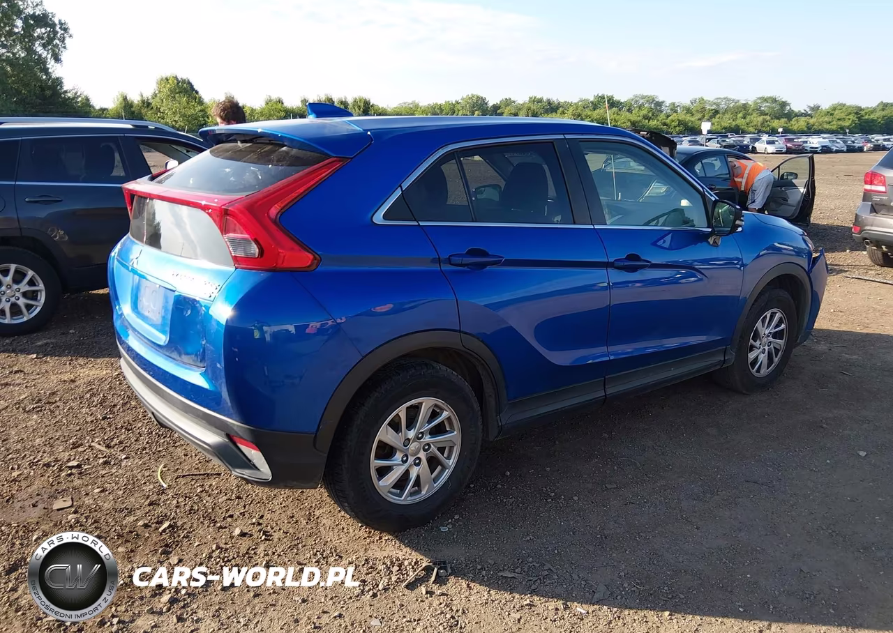 2018 Mitsubishi Eclipse Cross Es VIN:JA4AS3AA7JZ041868 - 4