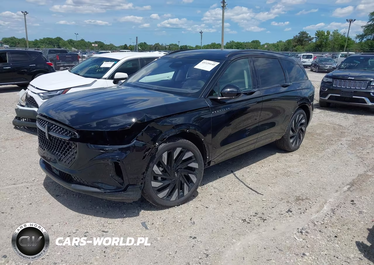2025 Lincoln Nautilus Reserve VIN:5LMPJ8KA2SJ966890 - 2