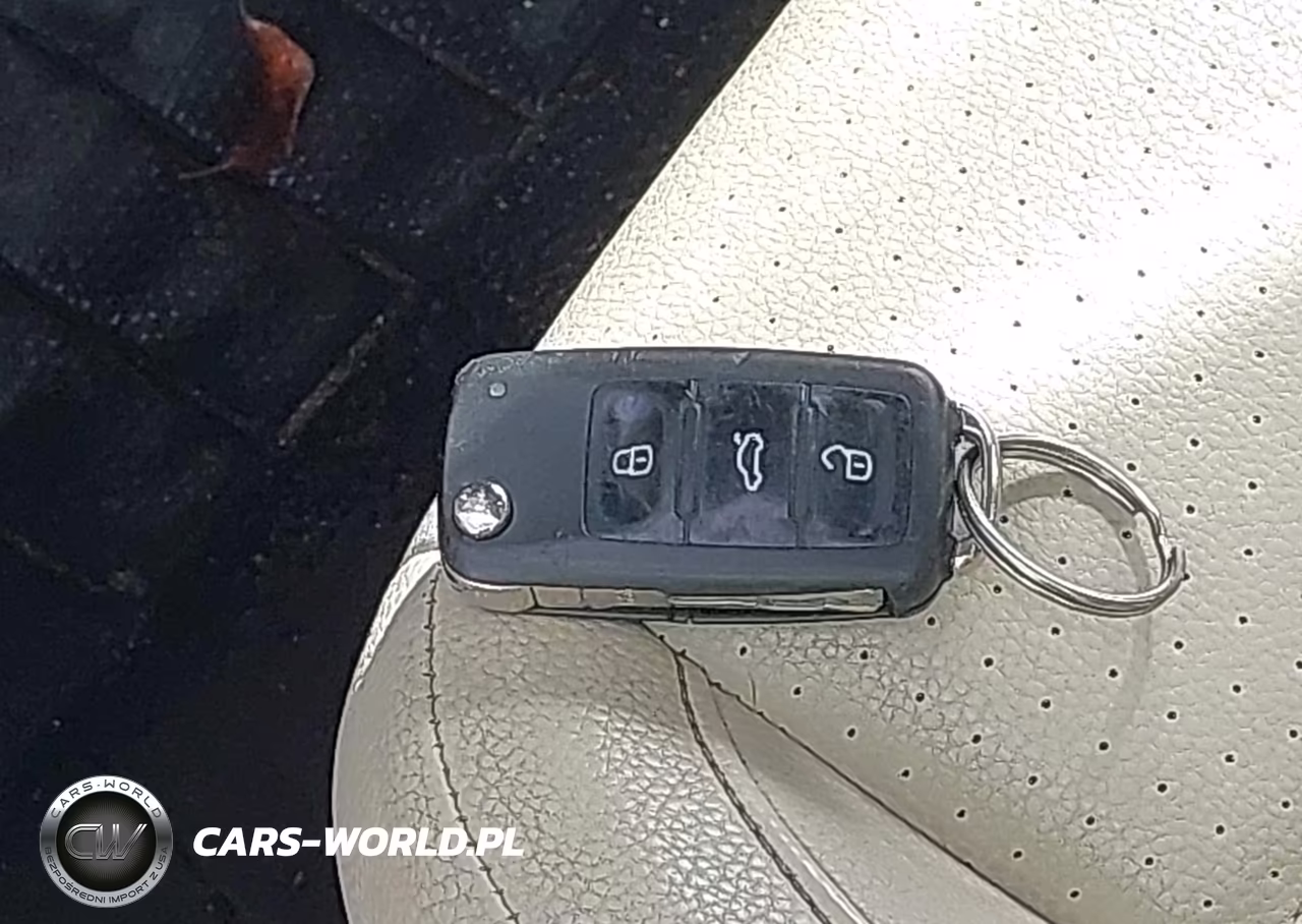 2015 Volkswagen Tiguan Sel VIN:WVGBV7AX6FW101849 - 11