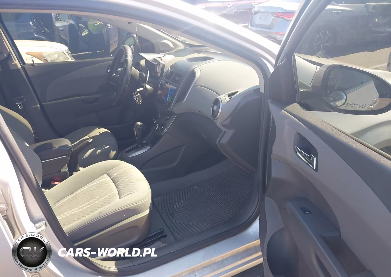 2015 Chevrolet Sonic Lt Auto VIN:1G1JC6SH2F4199225 - 5