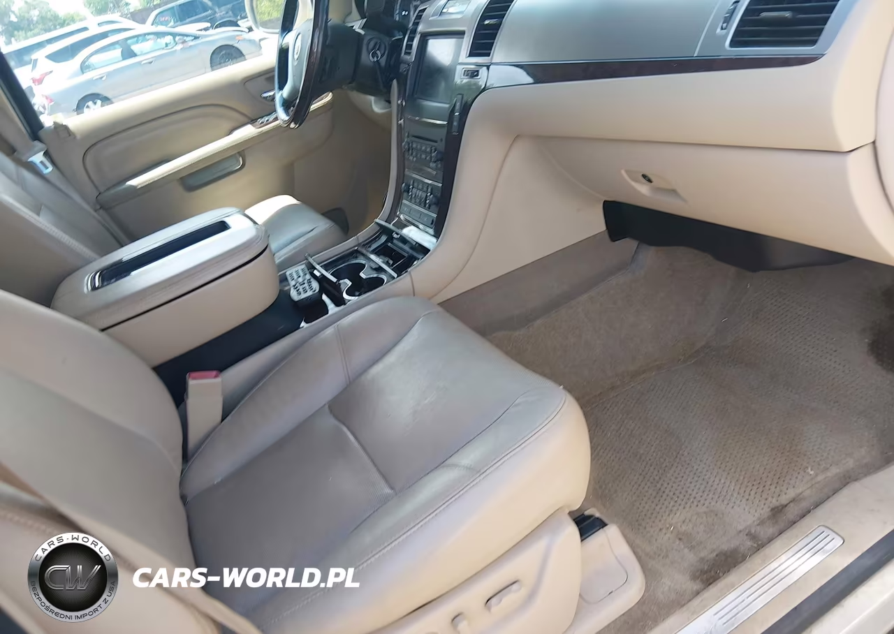 2012 Cadillac Escalade Luxury VIN:1GYS4BEF3CR144190 - 5