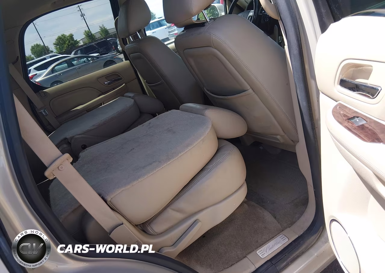 2012 Cadillac Escalade Luxury VIN:1GYS4BEF3CR144190 - 8