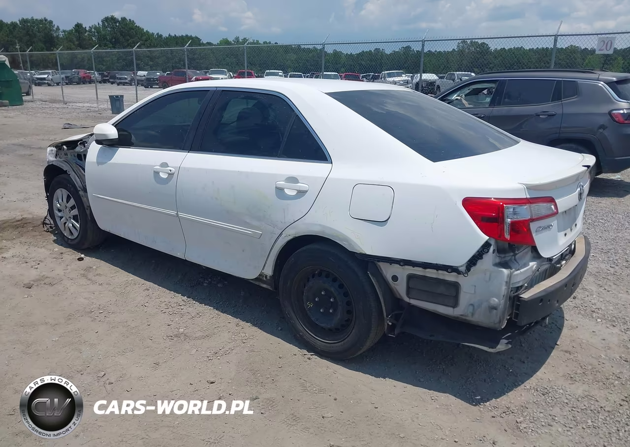 2012 Toyota Camry Hybrid Le VIN:4T1BD1FK3CU035894 - 3