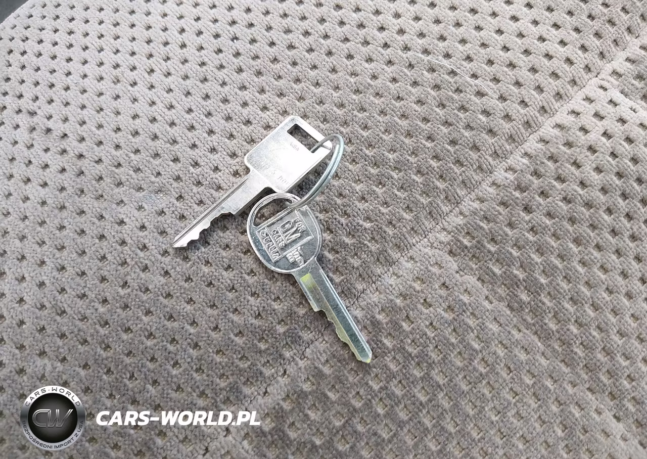 1987 Chevrolet S Truck S10 VIN:1GCBS14E7H8200790 - 11