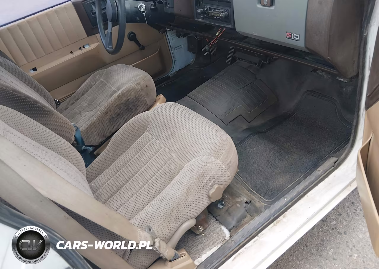 1987 Chevrolet S Truck S10 VIN:1GCBS14E7H8200790 - 5
