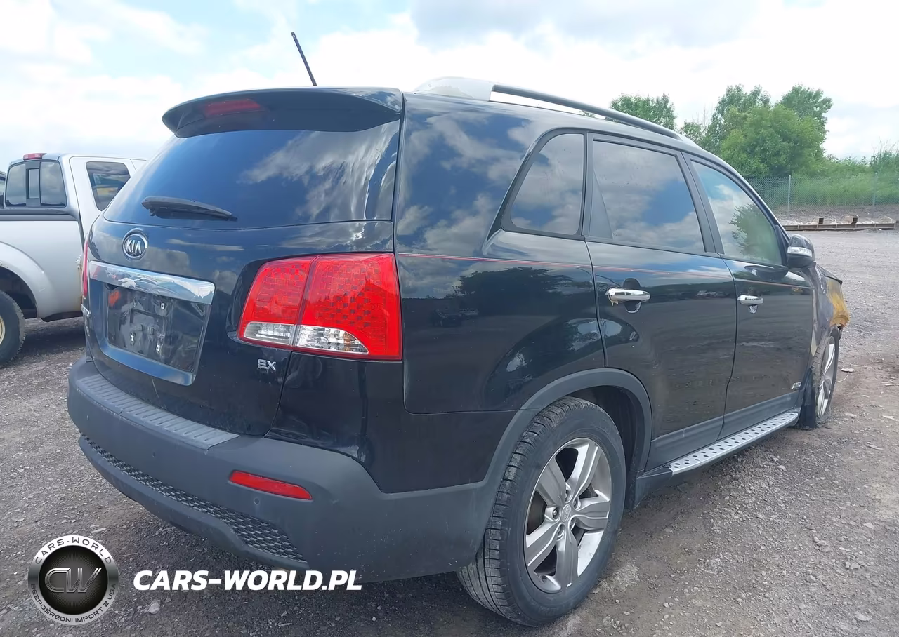 2013 Kia Sorento Ex VIN:5XYKUDA67DG342973 - 4