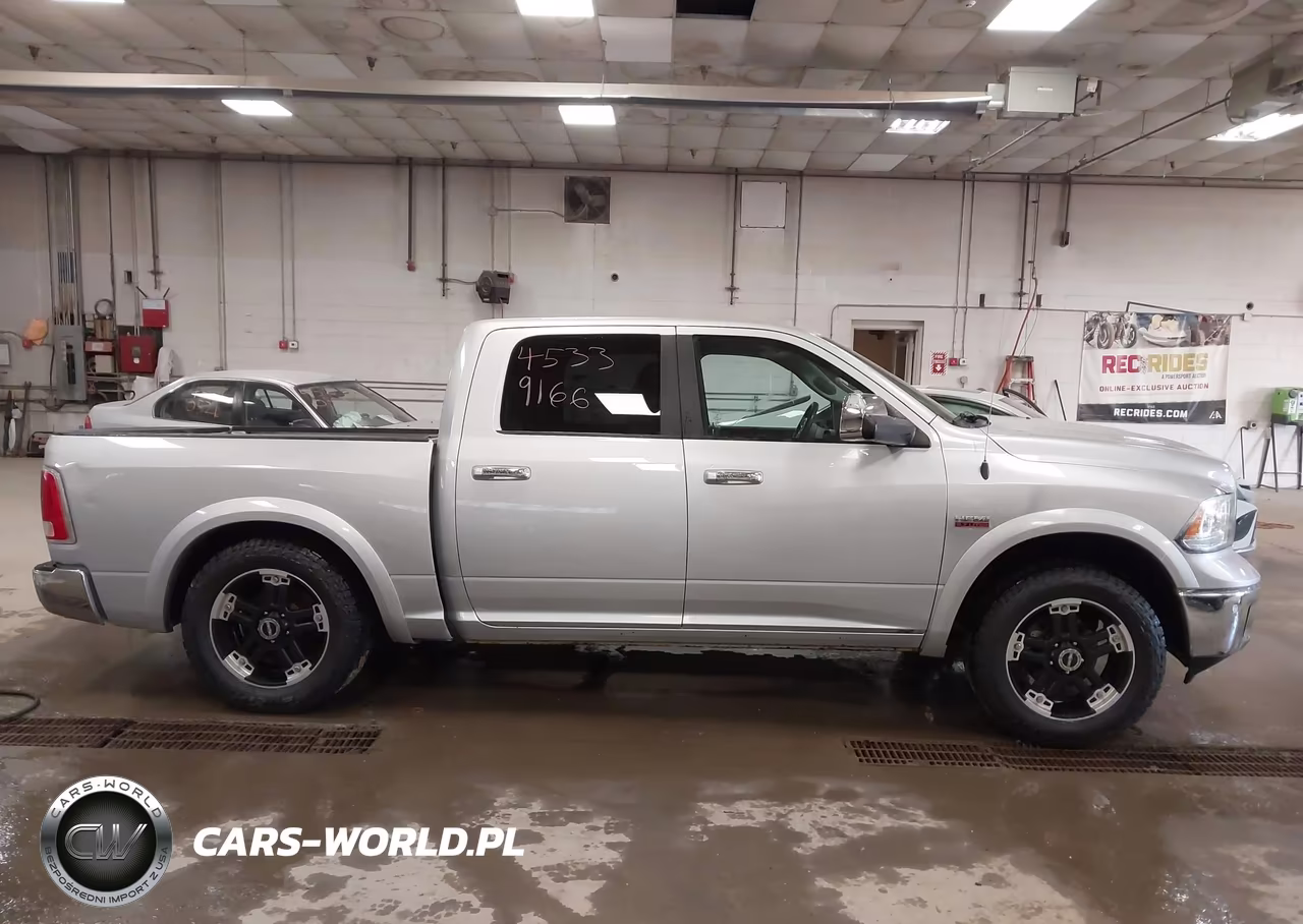 2014 Ram 1500 Laramie VIN:1C6RR7NT7ES247804 - 13