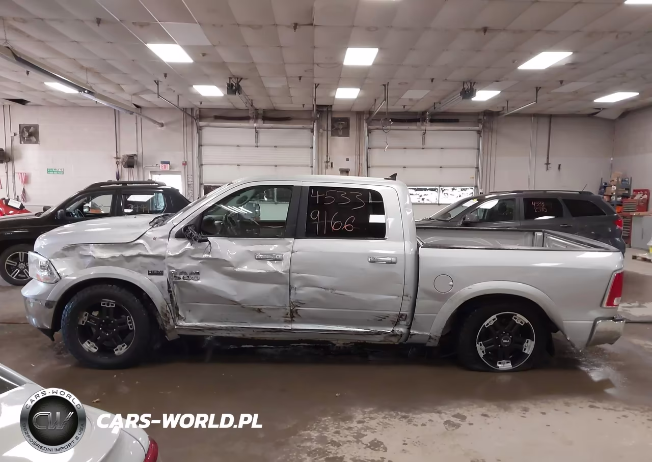 2014 Ram 1500 Laramie VIN:1C6RR7NT7ES247804 - 14