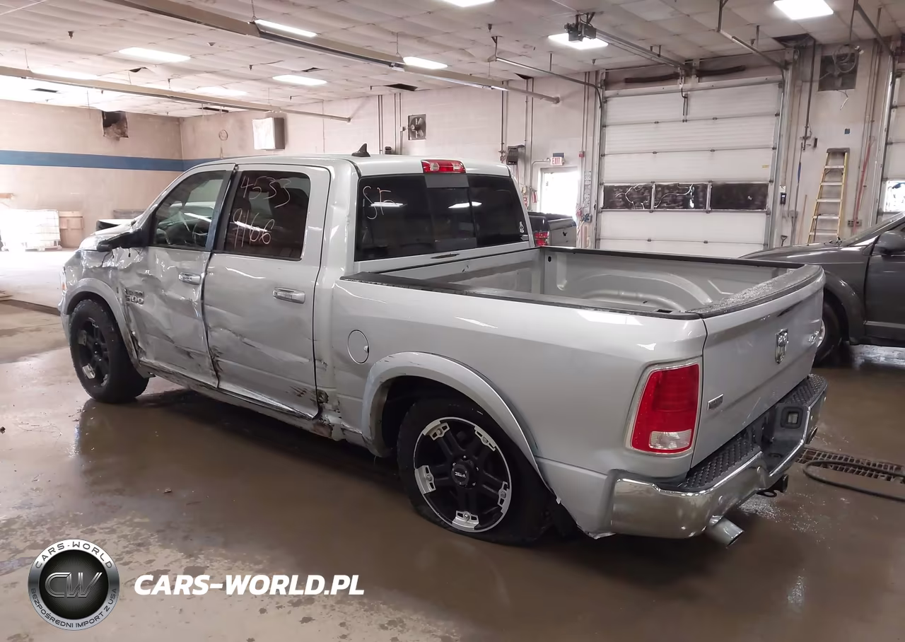 2014 Ram 1500 Laramie VIN:1C6RR7NT7ES247804 - 3