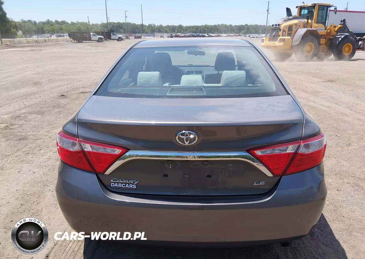 2017 Toyota Camry Le VIN:4T1BF1FK6HU738147 - 16
