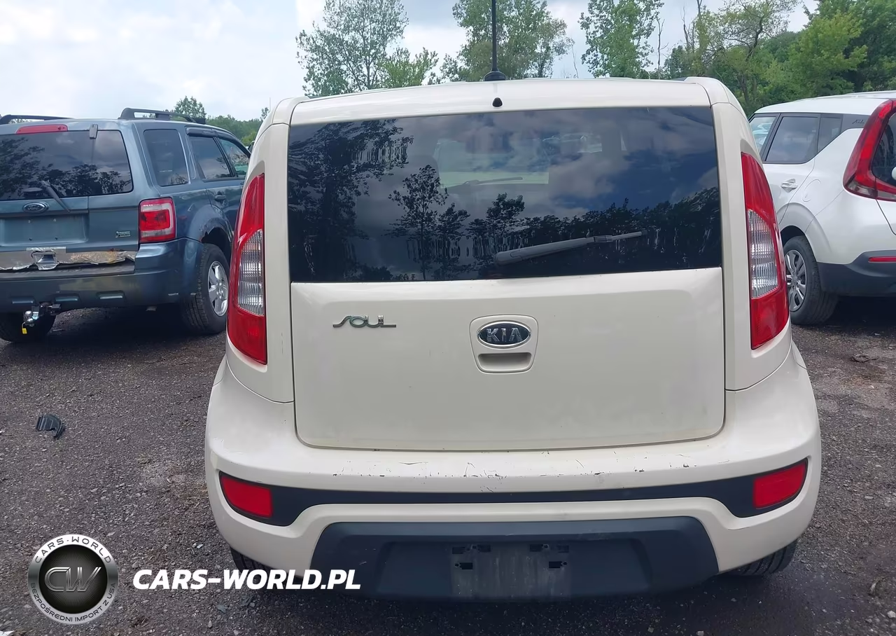 2012 Kia Soul VIN:KNDJT2A52C7390550 - 17