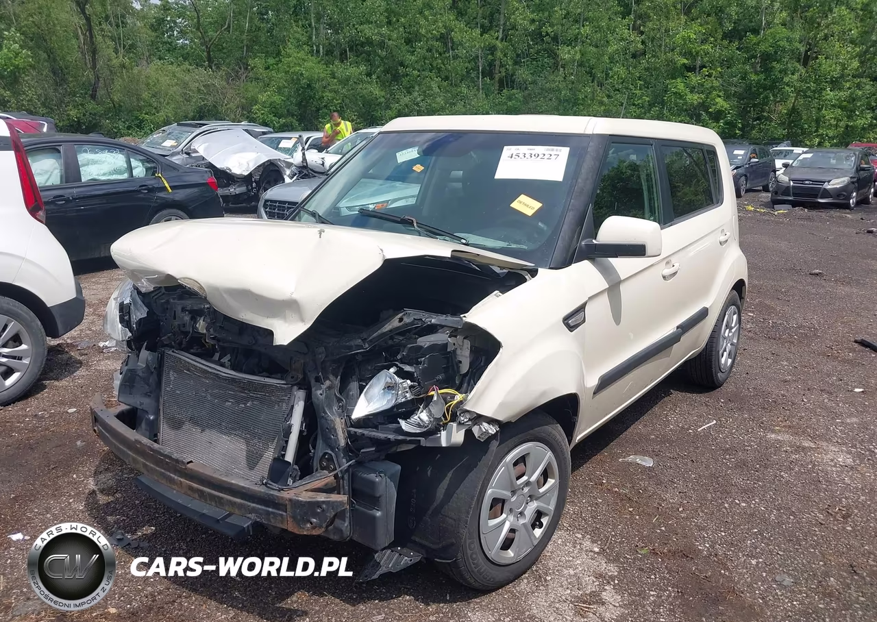 2012 Kia Soul VIN:KNDJT2A52C7390550 - 2
