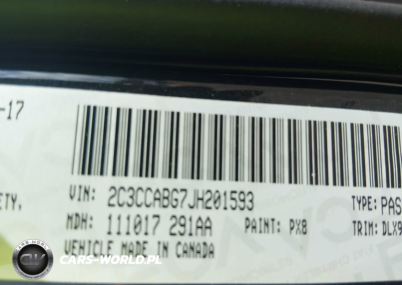 2018 Chrysler 300 300S VIN:2C3CCABG7JH201593 - 9