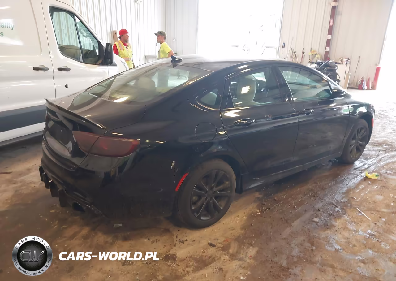 2016 Chrysler 200 Limited VIN:1C3CCCAB9GN150020 - 4