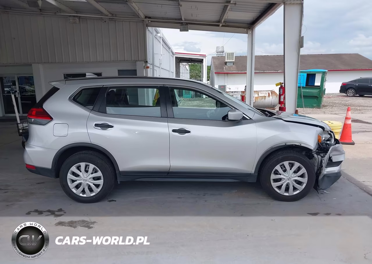 2017 Nissan Rogue S VIN:JN8AT2MV3HW260239 - 13