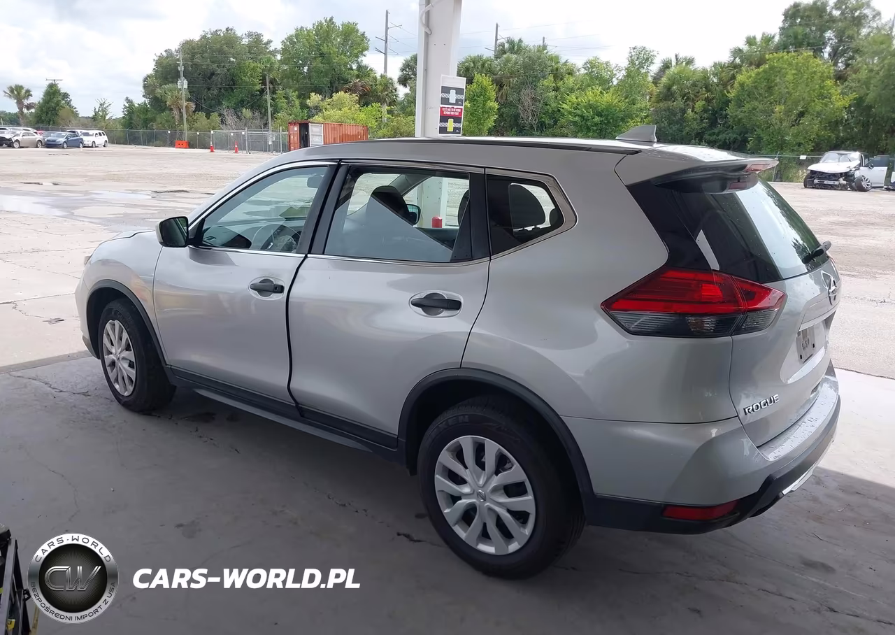 2017 Nissan Rogue S VIN:JN8AT2MV3HW260239 - 3