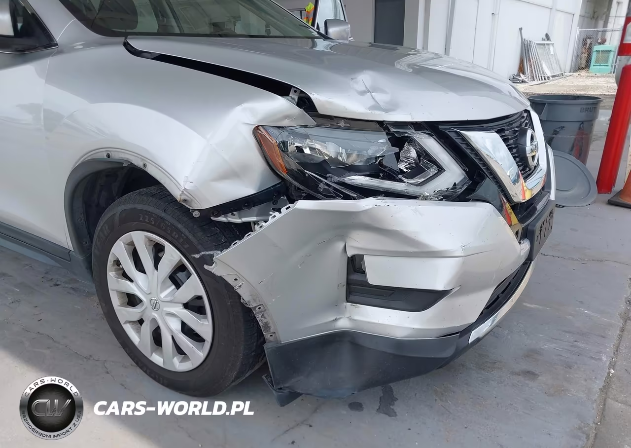 2017 Nissan Rogue S VIN:JN8AT2MV3HW260239 - 6