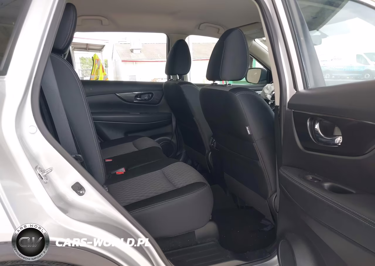 2017 Nissan Rogue S VIN:JN8AT2MV3HW260239 - 8