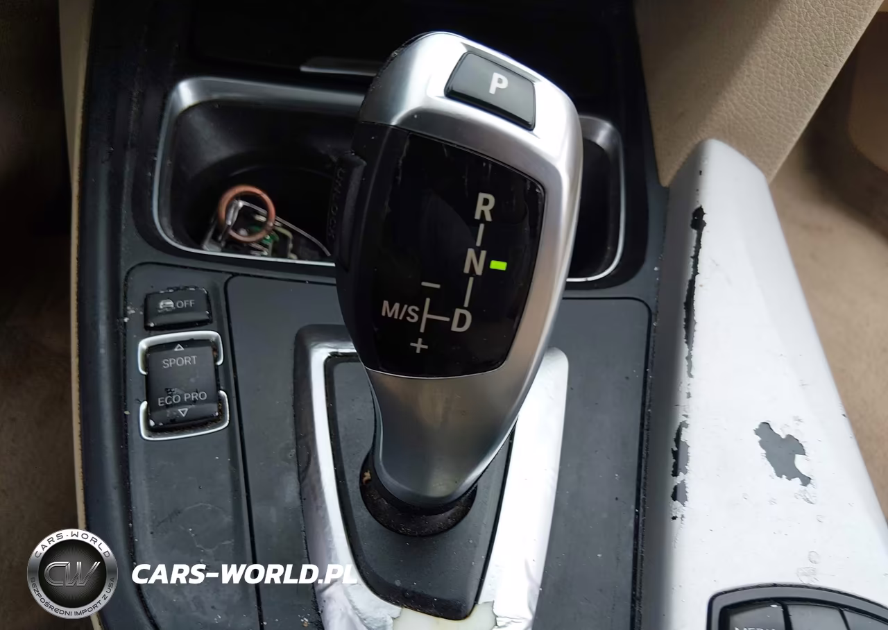 2015 BMW 320I VIN:WBA3B1G58FNT05835 - 13