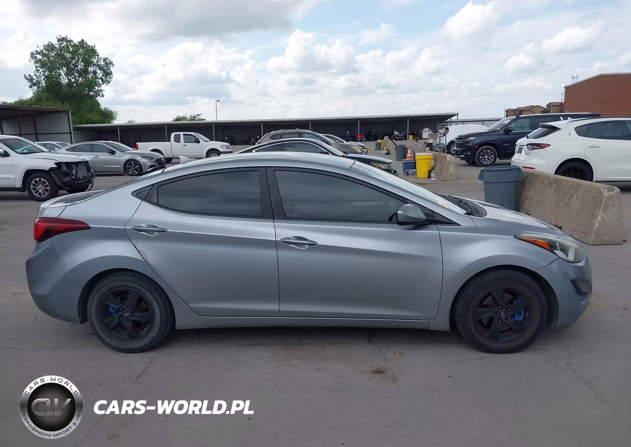 2015 Hyundai Elantra Se VIN:5NPDH4AE0FH577103 - 13