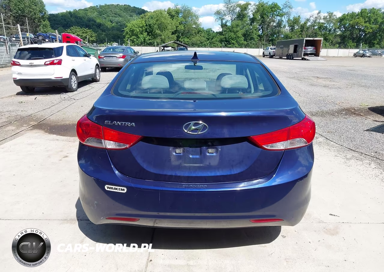 2013 Hyundai Elantra Gls VIN:5NPDH4AE1DH174034 - 17