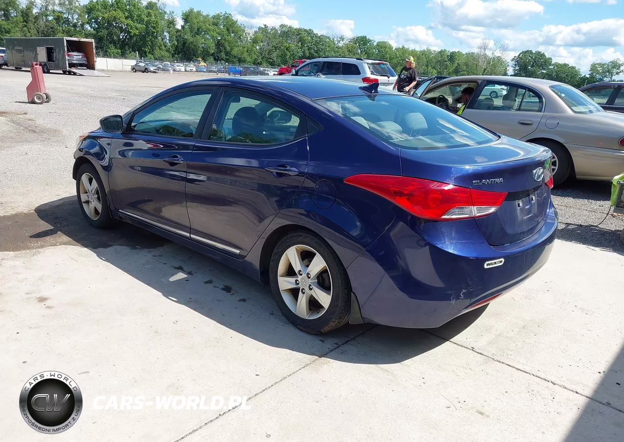 2013 Hyundai Elantra Gls VIN:5NPDH4AE1DH174034 - 3