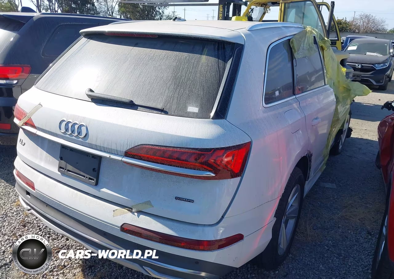 2023 Audi Q7 Premium Plus 45 Tfsi Quattro Tiptronic VIN:WA1LCBF76PD006421 - 4