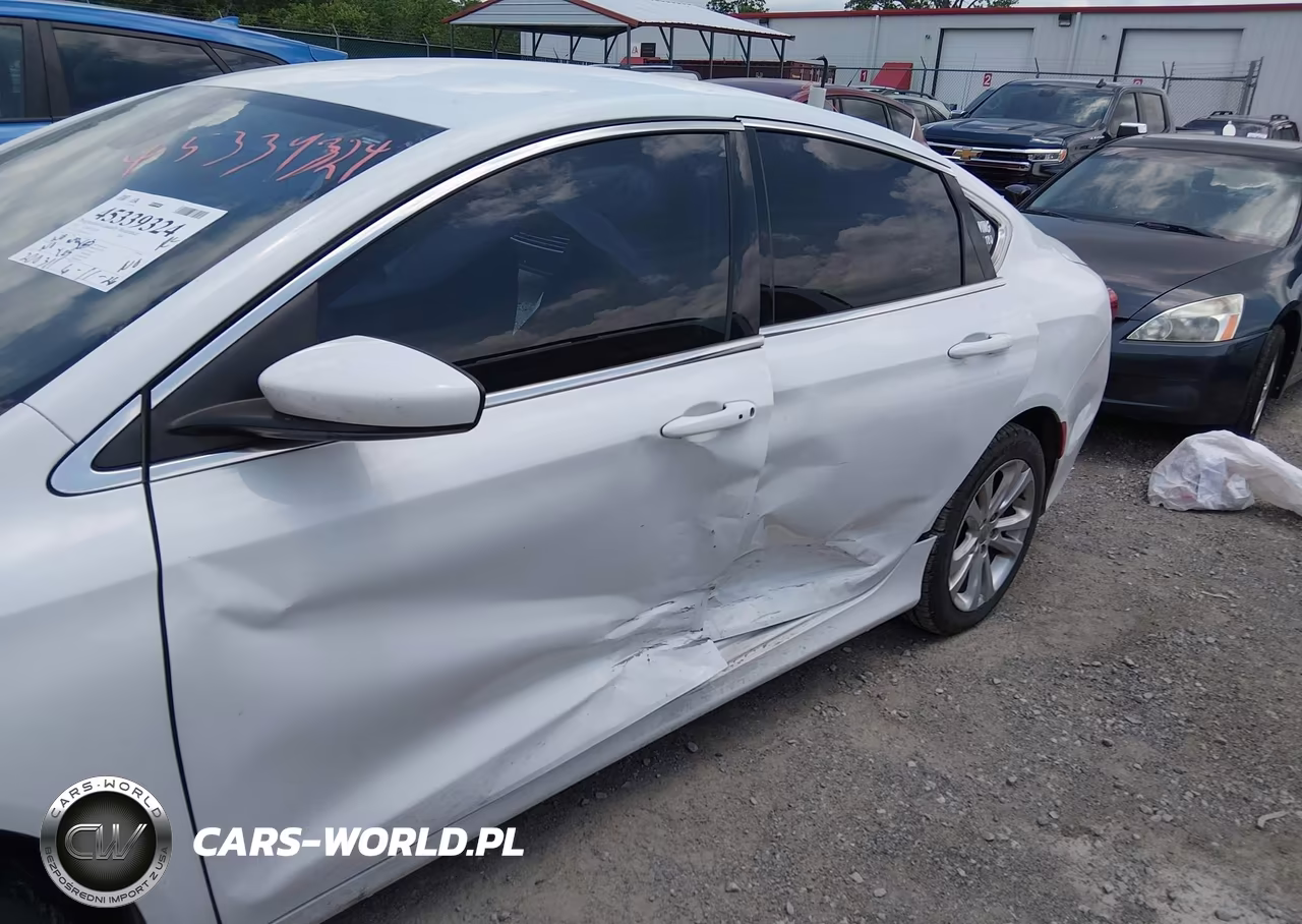 2015 Chrysler 200 Limited VIN:1C3CCCAB6FN571482 - 6