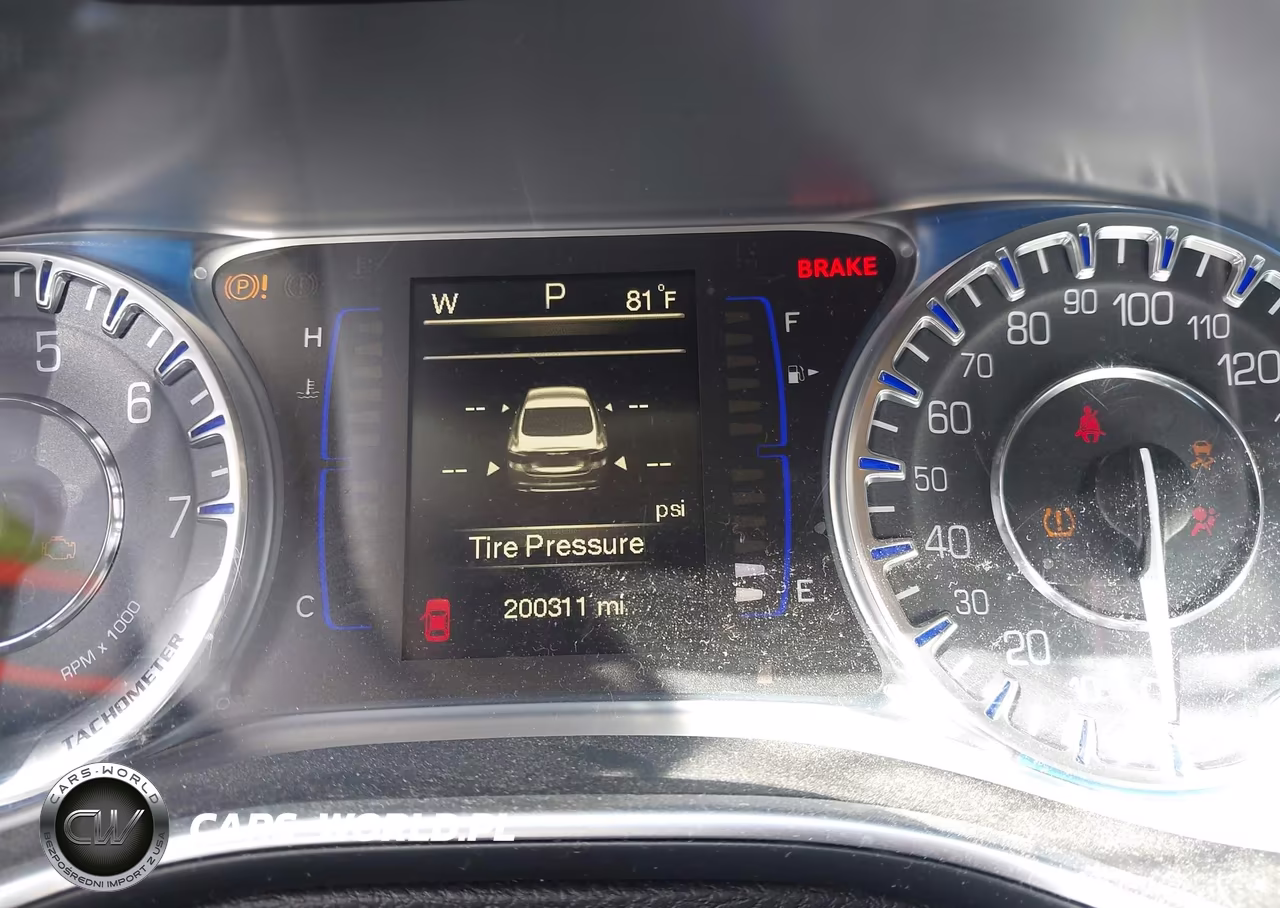 2015 Chrysler 200 Limited VIN:1C3CCCAB6FN571482 - 7