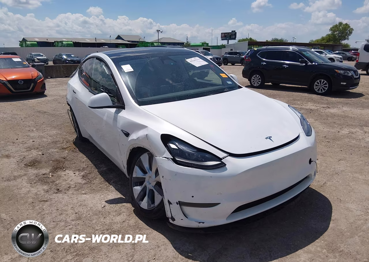 2024 Tesla Model Y Long Range Dual Motor All-Wheel Drive – zdjęcie 1 z 15