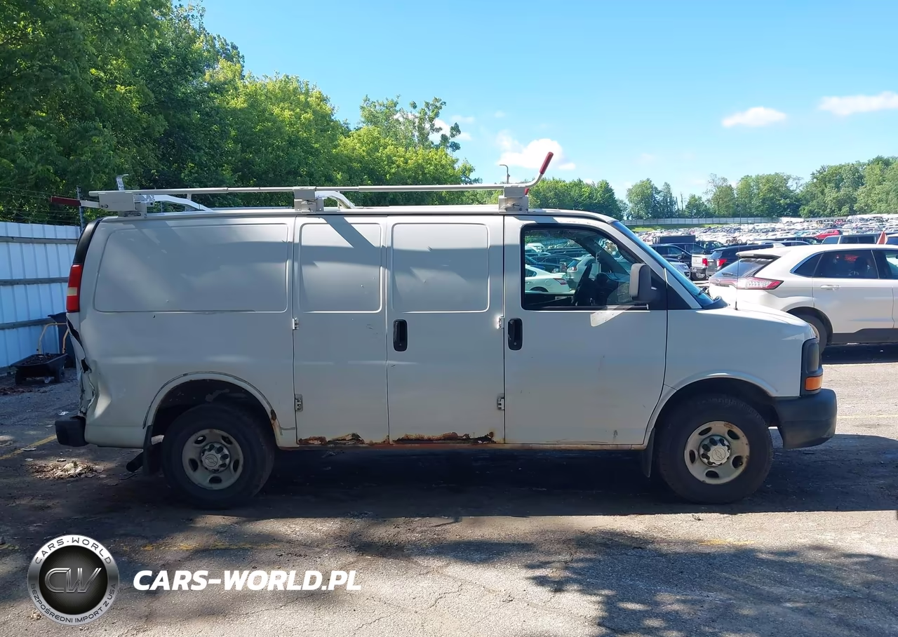2015 Chevrolet Express 2500 Work Van VIN:1GCWGFFF3F1122973 - 13