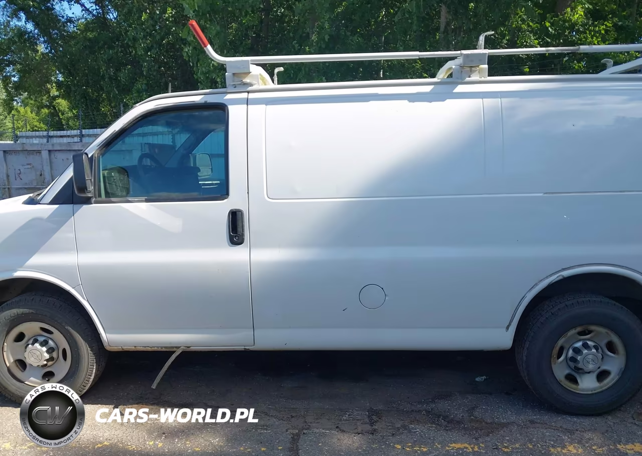 2015 Chevrolet Express 2500 Work Van VIN:1GCWGFFF3F1122973 - 14