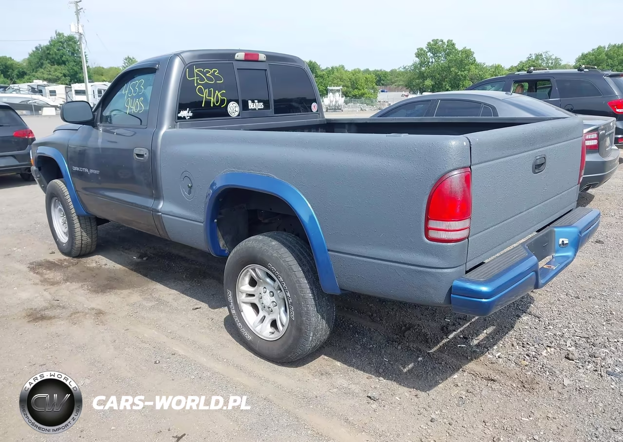 2002 Dodge Dakota Sport VIN:1B7GG36NX2S553227 - 3